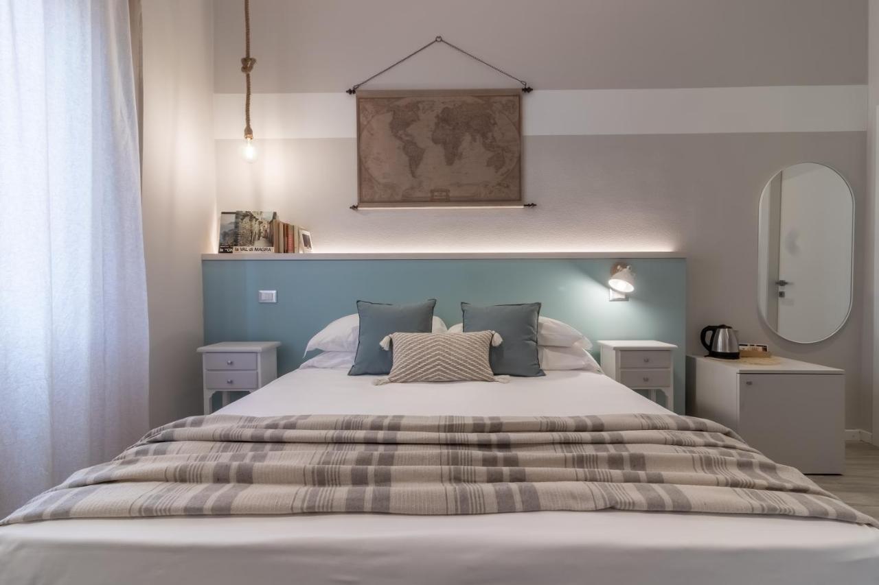 Aquamarina Hotel Специя Екстериор снимка