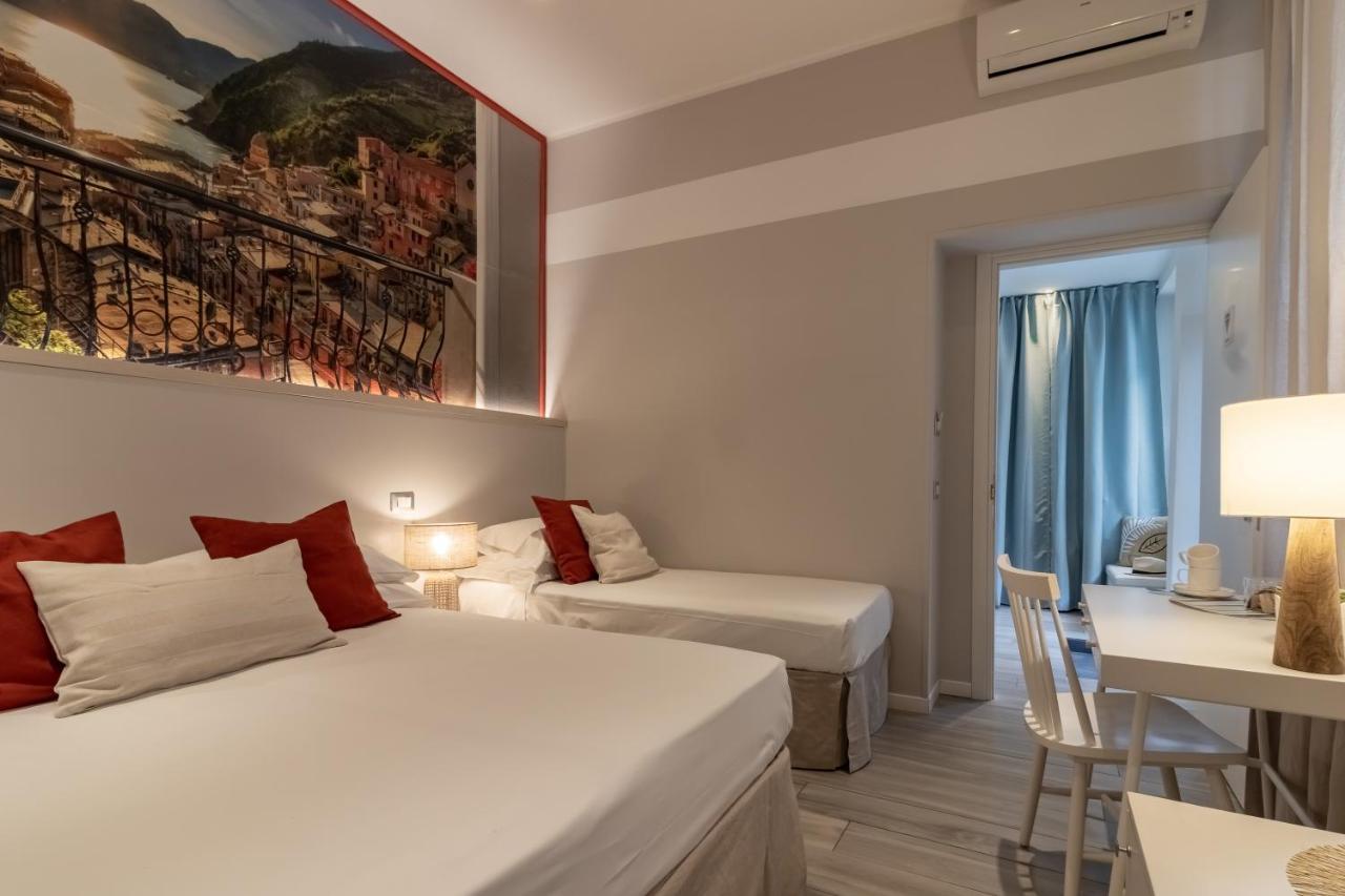 Aquamarina Hotel Специя Екстериор снимка