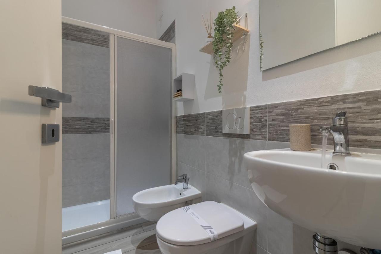 Aquamarina Hotel Специя Екстериор снимка