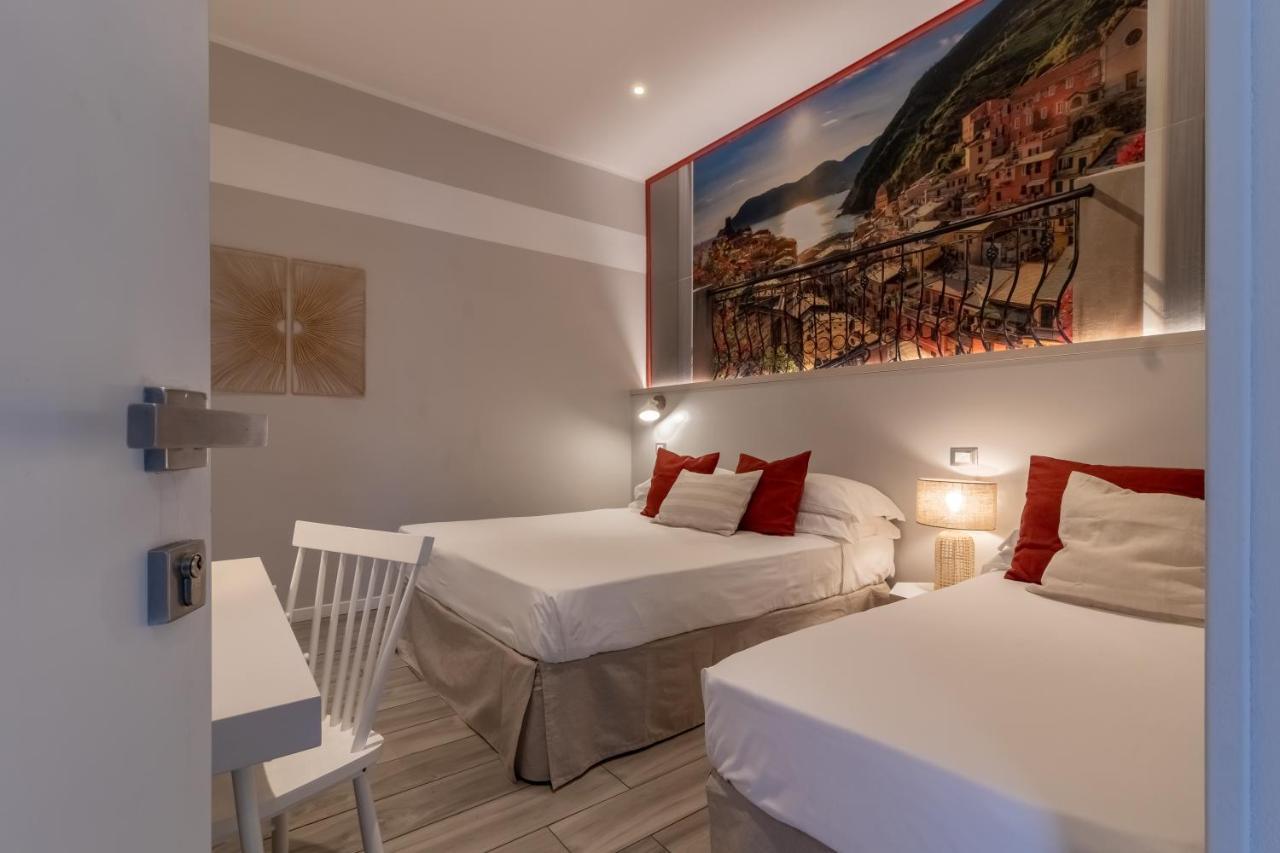 Aquamarina Hotel Специя Екстериор снимка